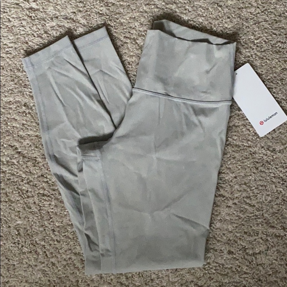 NWT Lululemon Wunder Under High Rise 28” Tights